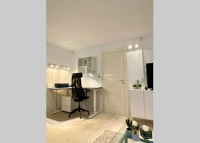 Apartment Luxury 'kings Garden' City-flat In Center Of Town